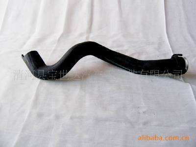 高壓橡膠管、低壓橡膠管-生產(chǎn)銷(xiāo)售汽車(chē)橡膠水管。硅膠管、油管、防塵套、支架、大眾配.